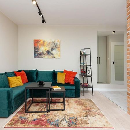 Apartments City Center Ochota By Noclegi Renters Варшава Экстерьер фото