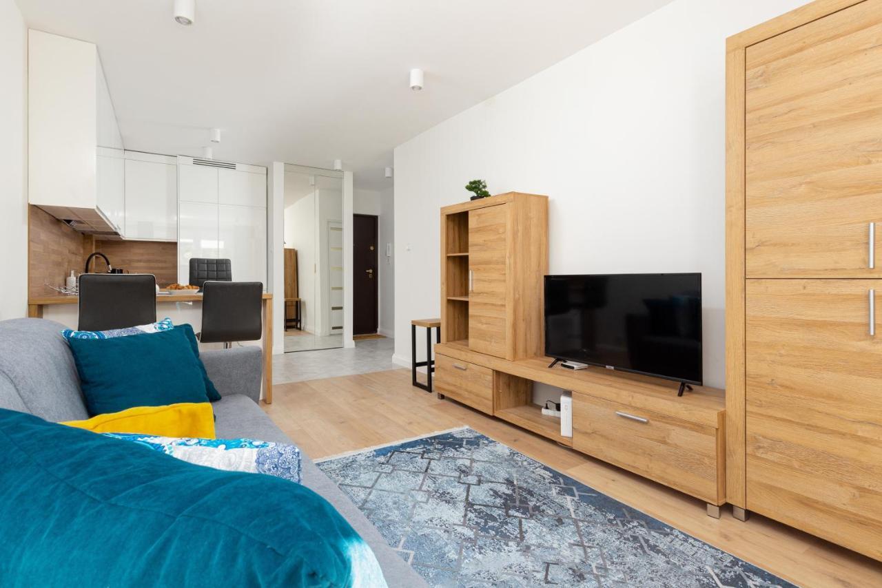 Apartments City Center Ochota By Noclegi Renters Варшава Экстерьер фото