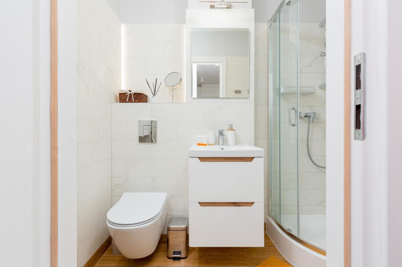 Apartments City Center Ochota By Noclegi Renters Варшава Экстерьер фото